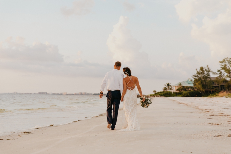 Jak zorganizować ślub na plaży w Trójmieście?